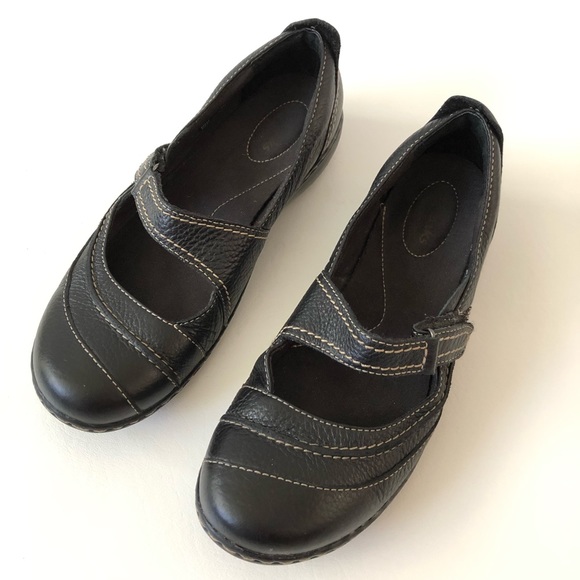 clarks bendables canada